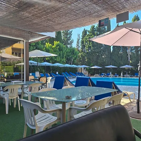 Apollonia Aparthotel