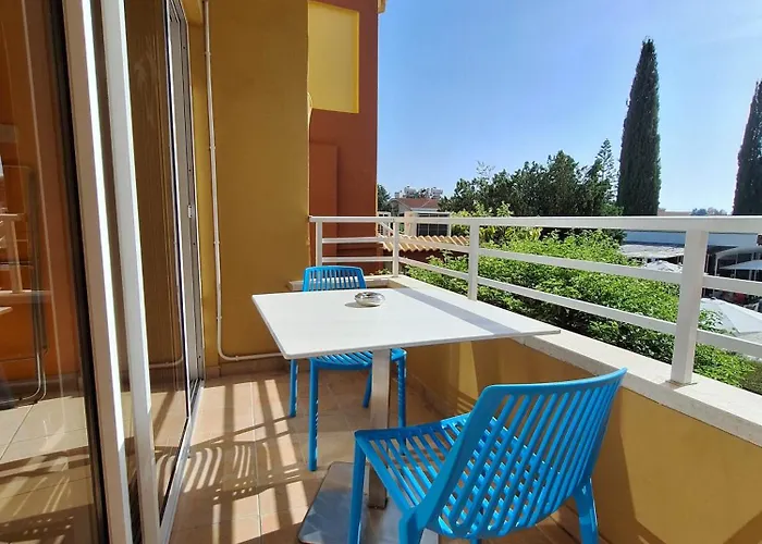 Apollonia Apartmanhotel Paphos