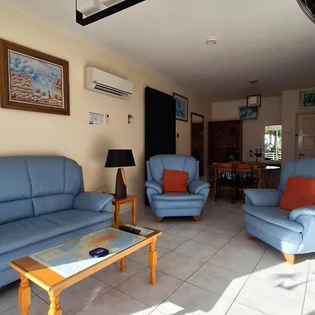 Apollonia Hotel Apartments 2*