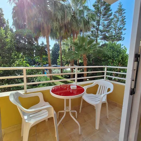 Apollonia Hotel Apartments 2*