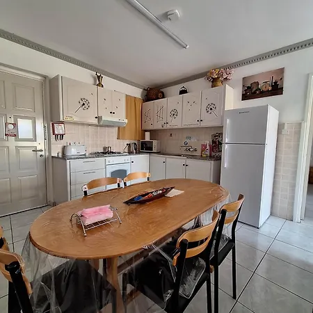 Apollonia Hotel Apartments