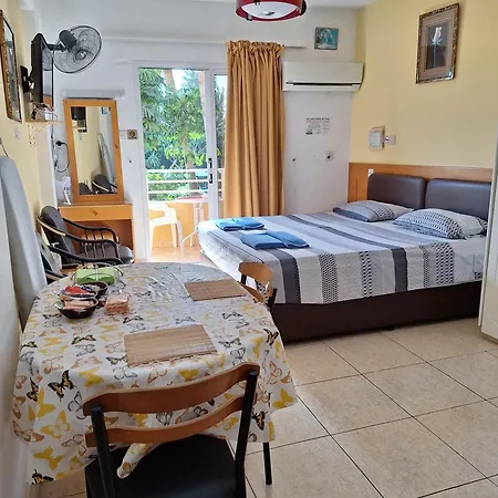 Apollonia Lejlighedshotel 4*