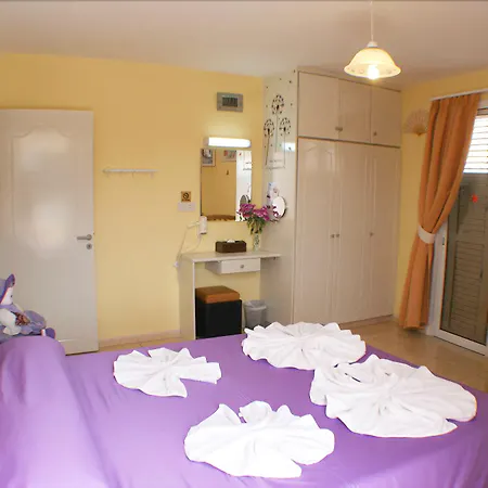 Apollonia Hotel Apartments