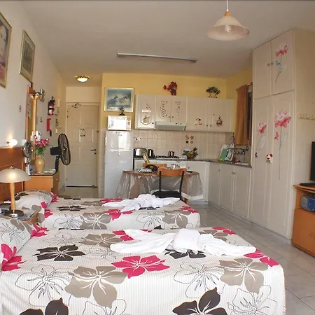 Apollonia Aparthotel 4*