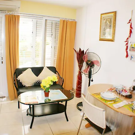 Aparthotel Apollonia Paphos