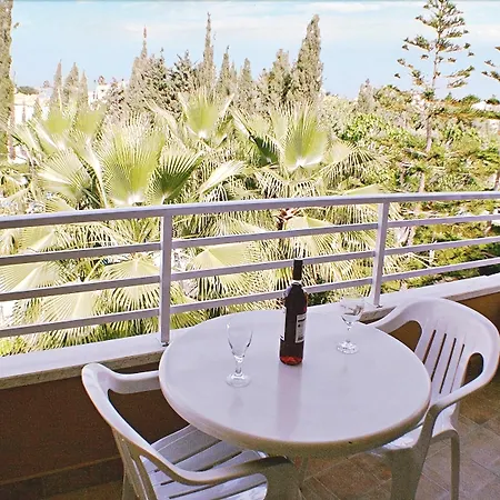 Apollonia Aparthotel 4*