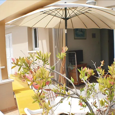 Apollonia Lejlighedshotel 4*