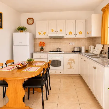 Apollonia Hotel Apartments Aparthotel
