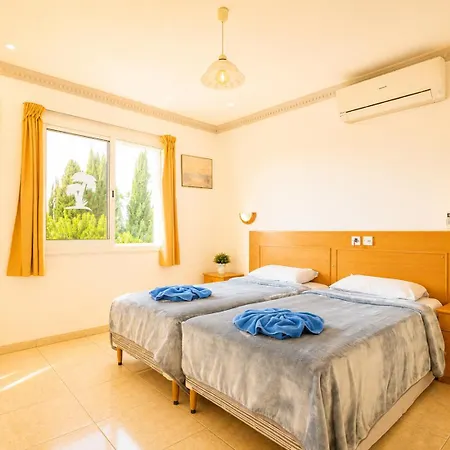 Apollonia شقة فندقية 4*