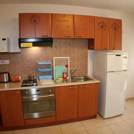 Aparthotel Apollonia Hotel Apartments 2*