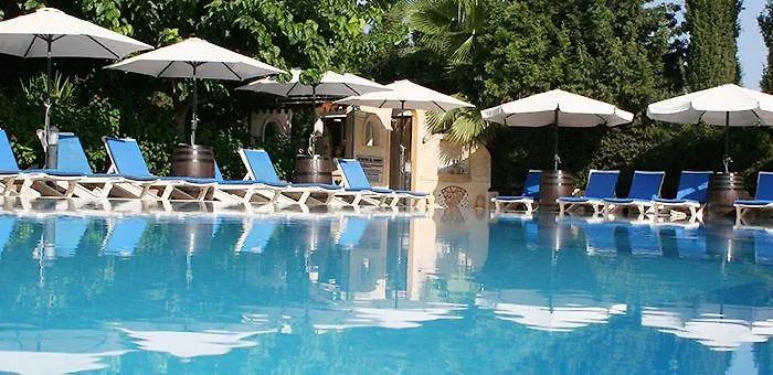 アパートホテル Apollonia パ フォス