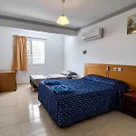 Apollonia Hotel Apartments 4* Paphos
