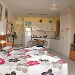 Apollonia Hotel Apartments Aparthotel 4*