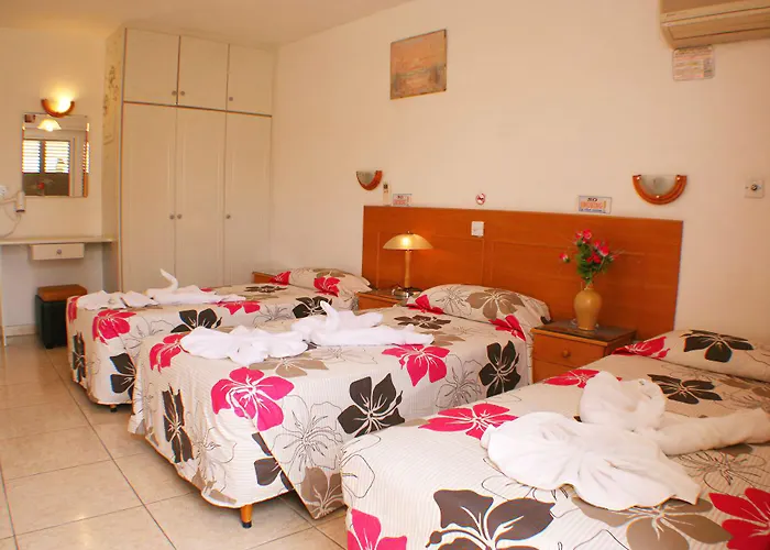 Apollonia Hotel Apartments Paphos