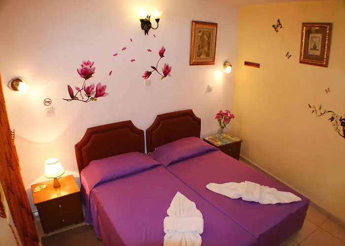 Apollonia Apartahotel 4*