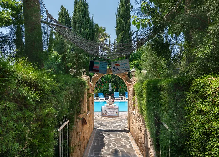 Apartahotel Apollonia Paphos